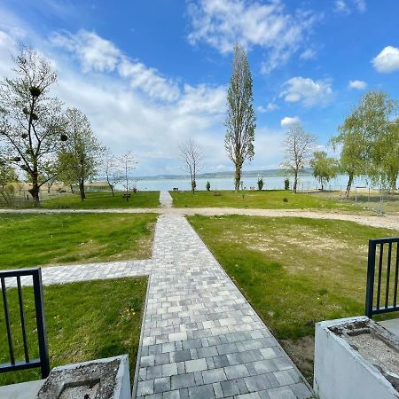 Siesta Apartman Balatonbereny Exterior photo