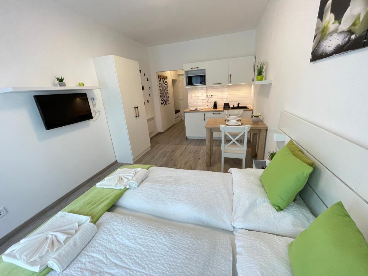 Siesta Apartman Balatonbereny Exterior photo