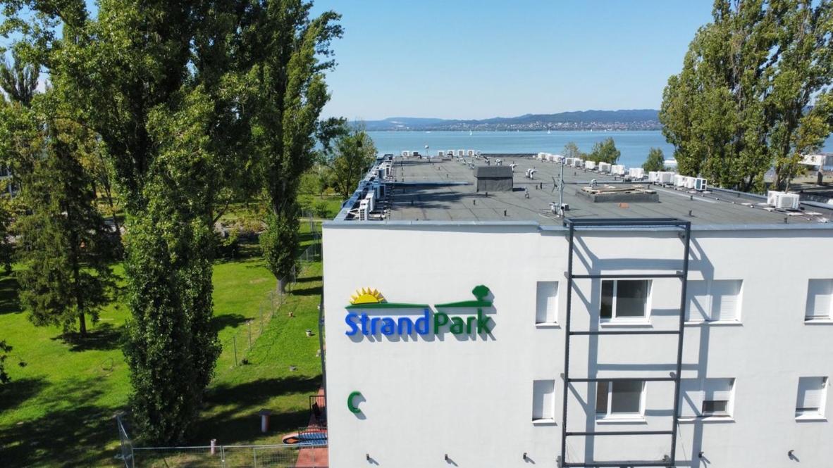Siesta Apartman Balatonbereny Exterior photo